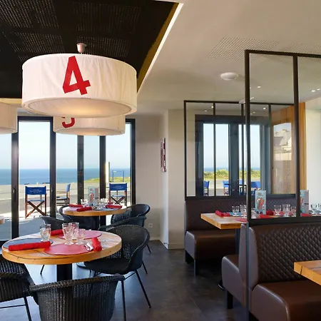 De La Pointe Saint-mathieu - & Restaurant